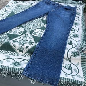 Vintage Levi KIDS BOOT CUT JEANS Size 12